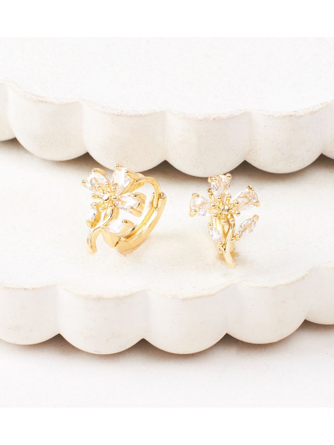 SALTY Artificial Stones Studded Floral Shaped Gulzar Bel Studs