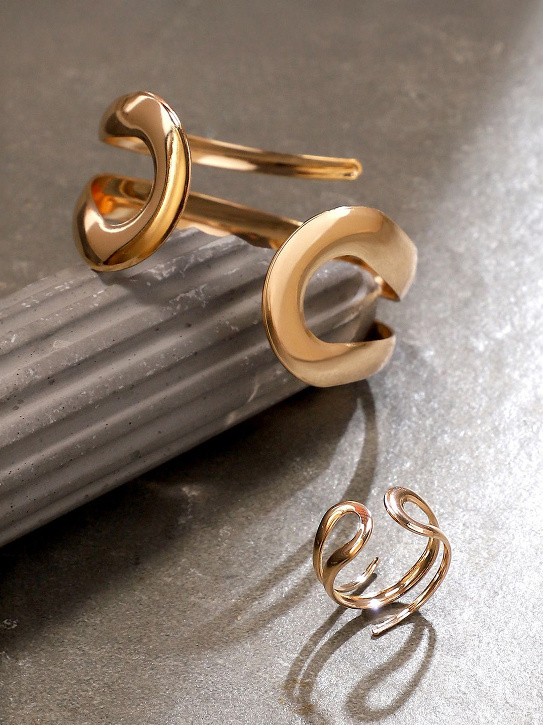 SOHI California Gold-Plated The Zig-Swirl Jewellery Set
