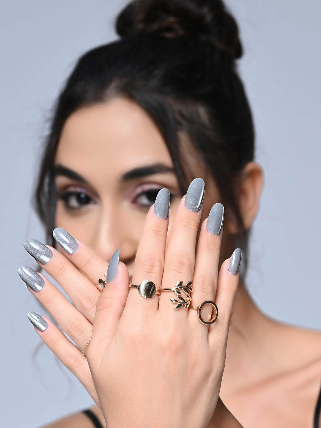 GLOW CUPID Set Of 25 Reusable Press On Nails Kit - Steel Allure