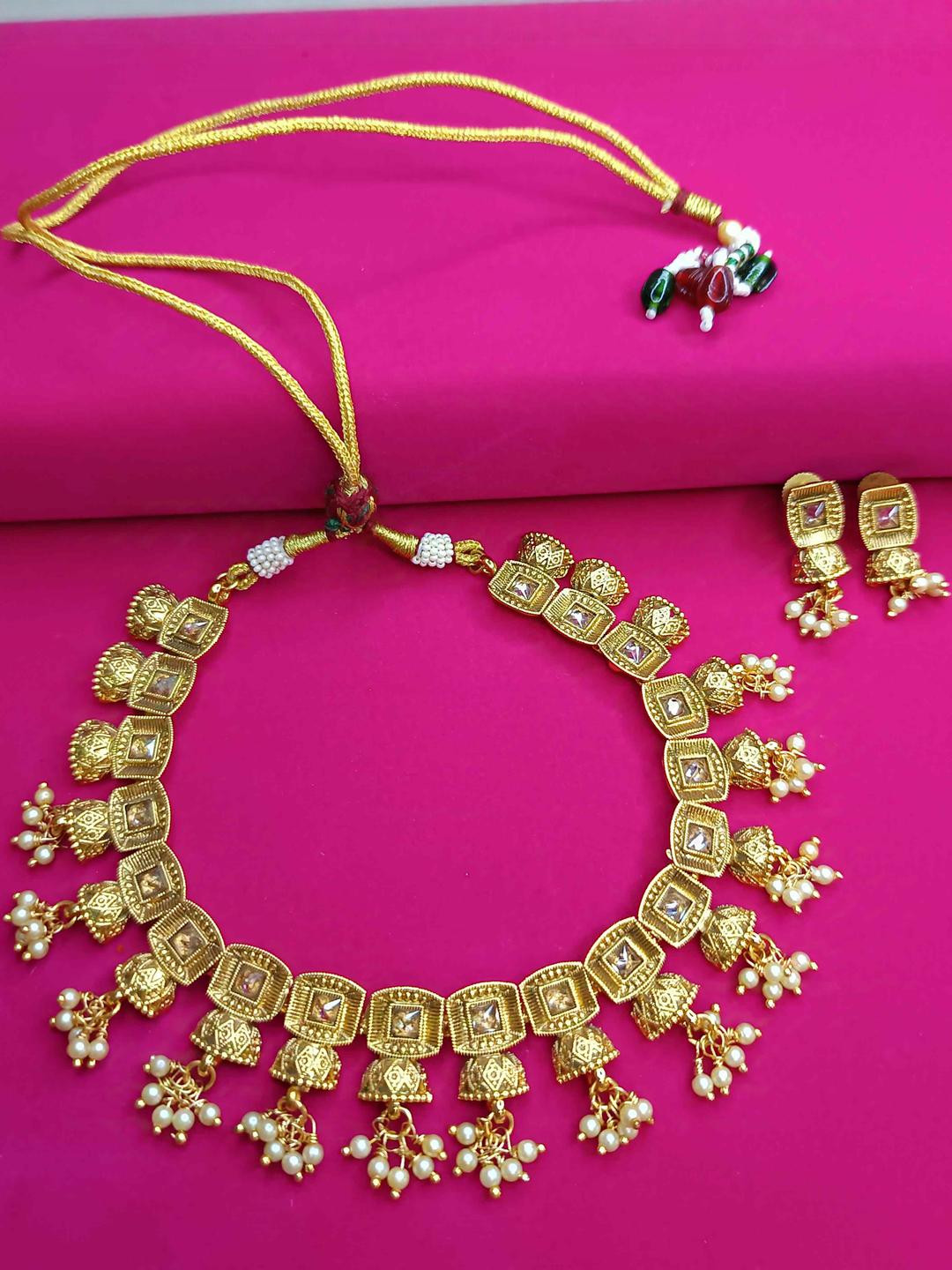 Siraaka Fashion Jewels Gold-Plated Jewellery Set
