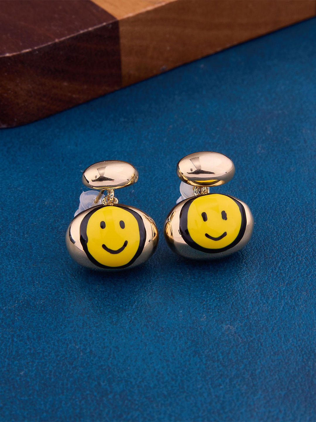 GC PREMIUM JEWELLERY Stainless Steel Gold-Plated Smiley Studs