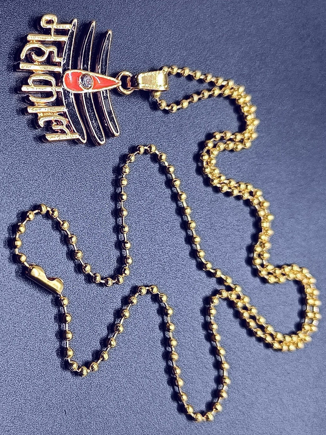 Dynamic Retail Global Men's Gold Pleated Mahakal Pendent Chain