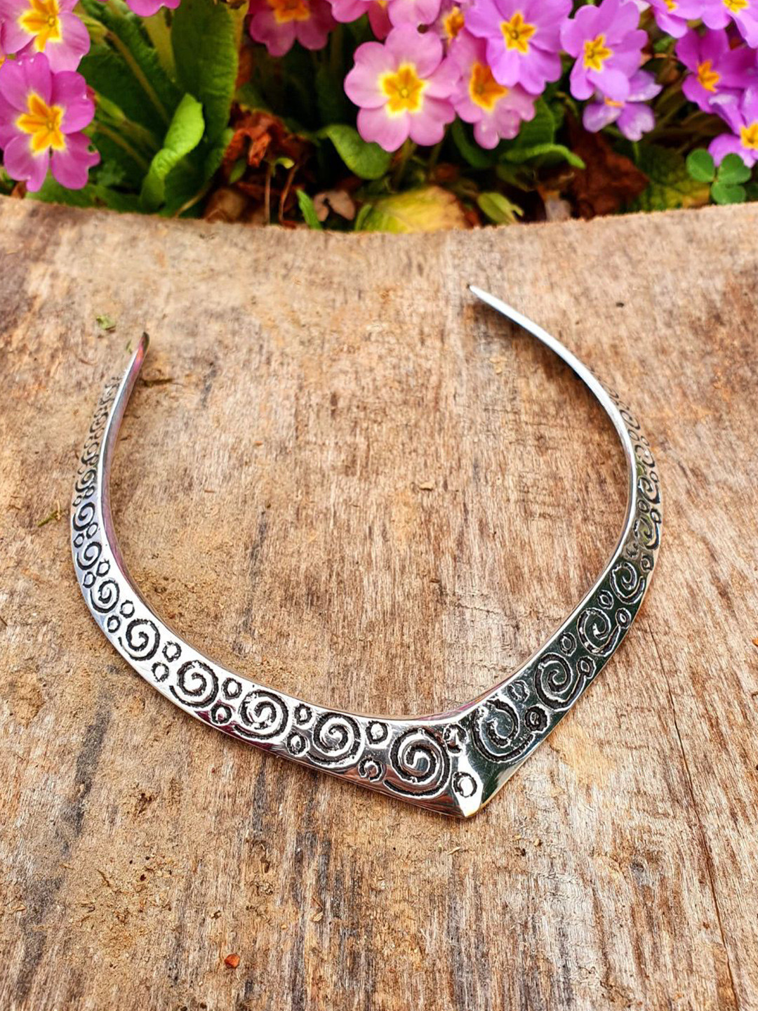 Sangria Women Handmade Silver-Plated Oxidized Collar Choker Necklace