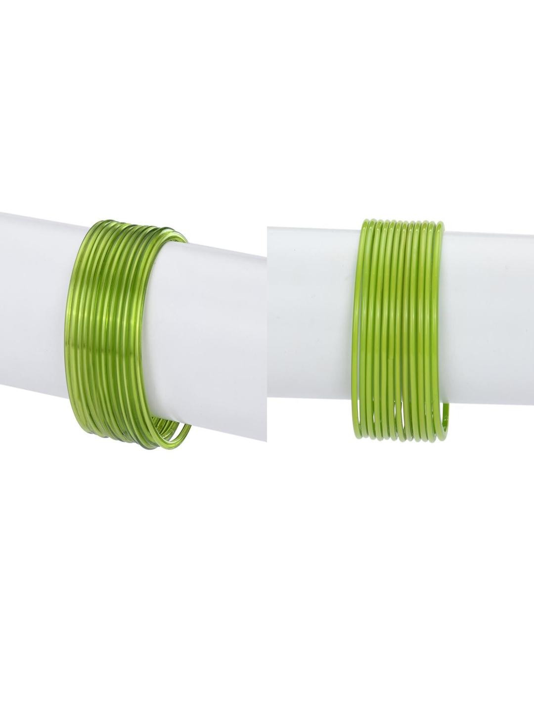 SOMIL Set of 2 Green Glass Bangles