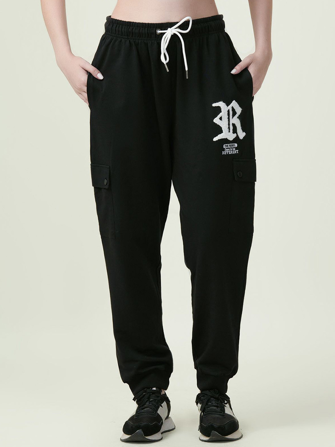 Albion By CnM Women Mid-Rise Cargo Joggers