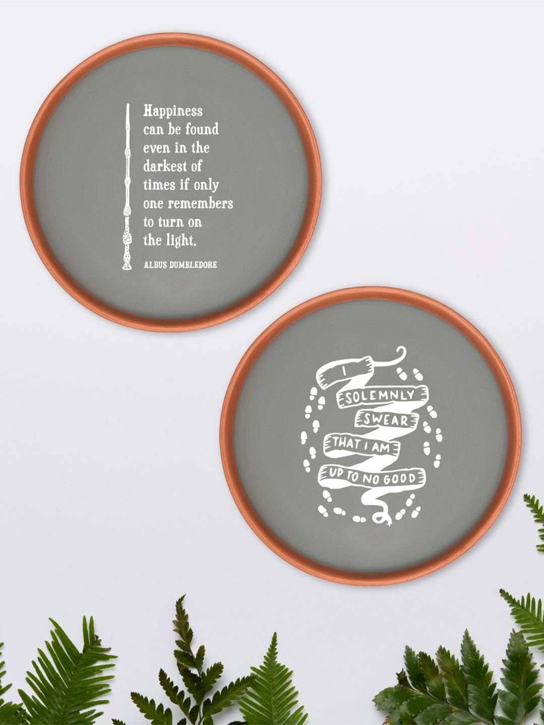 ALMIRO TREE Harry Potter Collection Clay Glossy Hanging Hall 2Pcs Wall Plates-8In