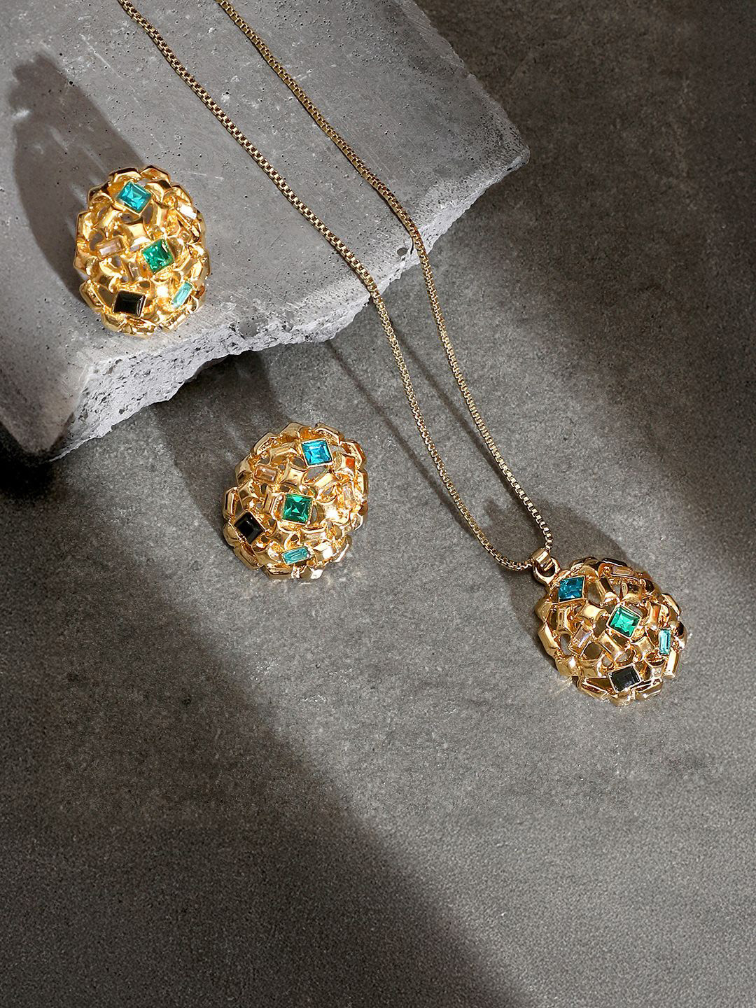 SOHI Gold-Plated The Marquess Jewellery Set