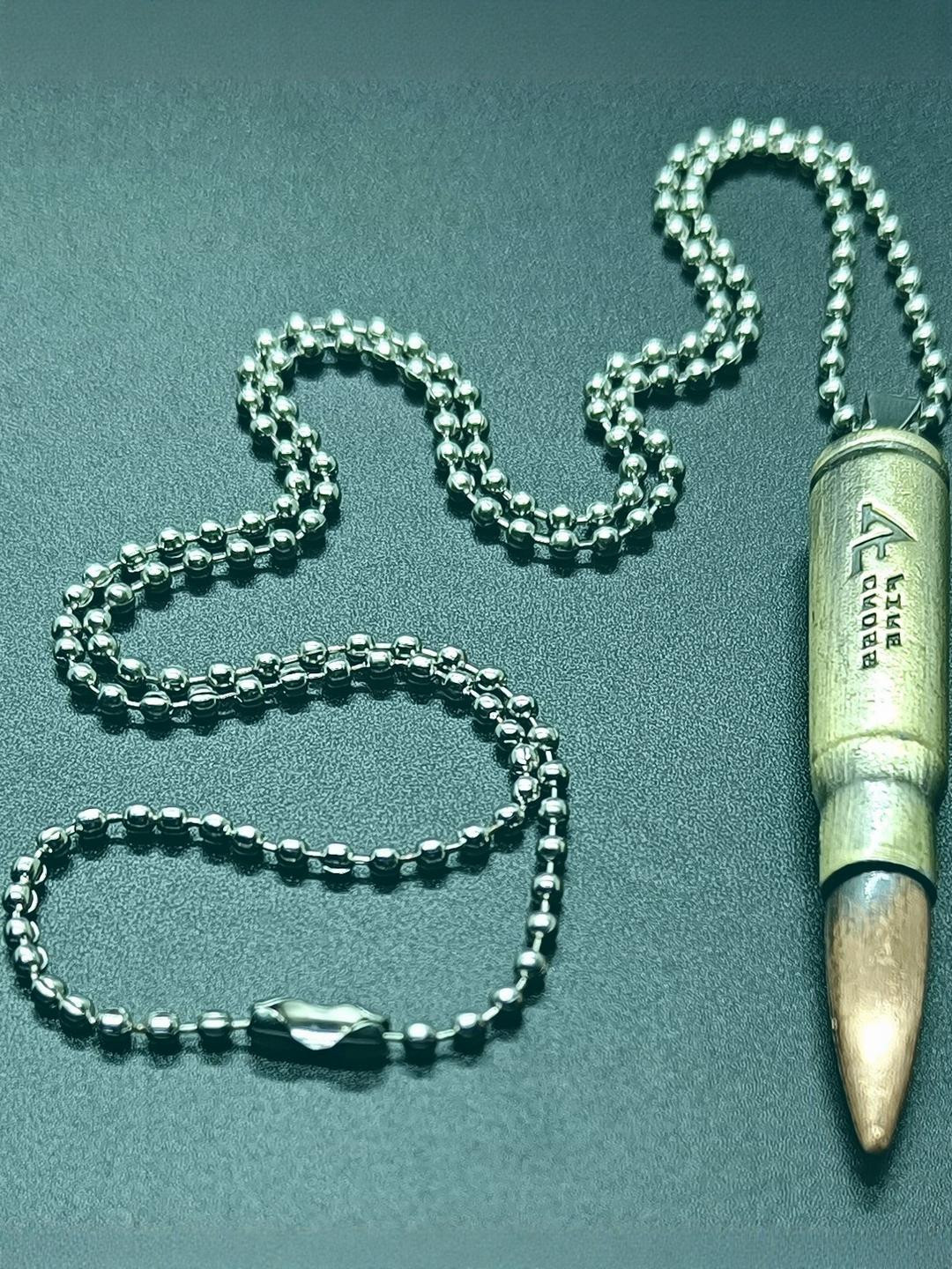 Dynamic Retail Global Men Stainless Steel Pendant and Chain