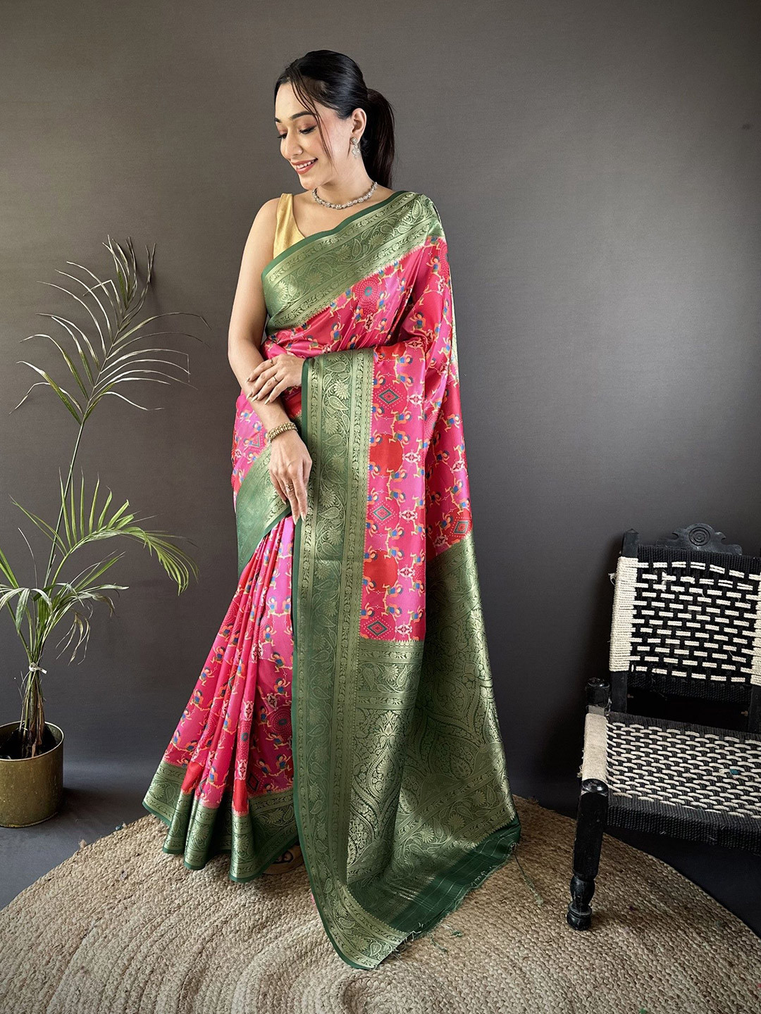 KALINI Warli Printed Woven Design Border Zari Saree