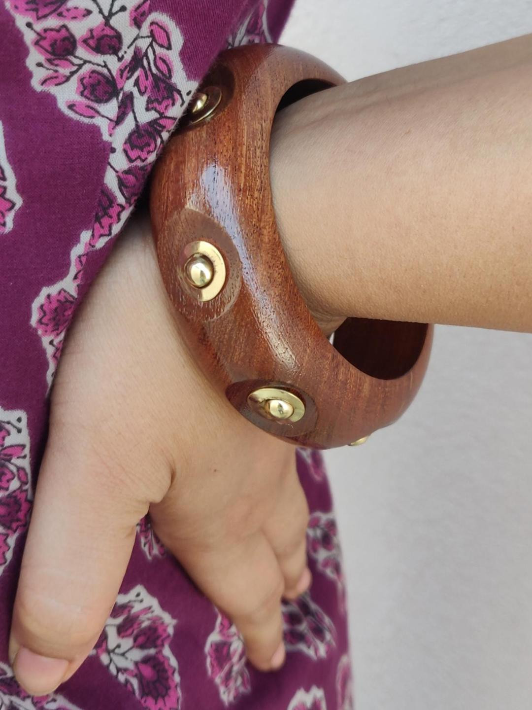 Hitarh Elegant Sheesham Wood Bangles with Brass Charms  (1 Bangle)