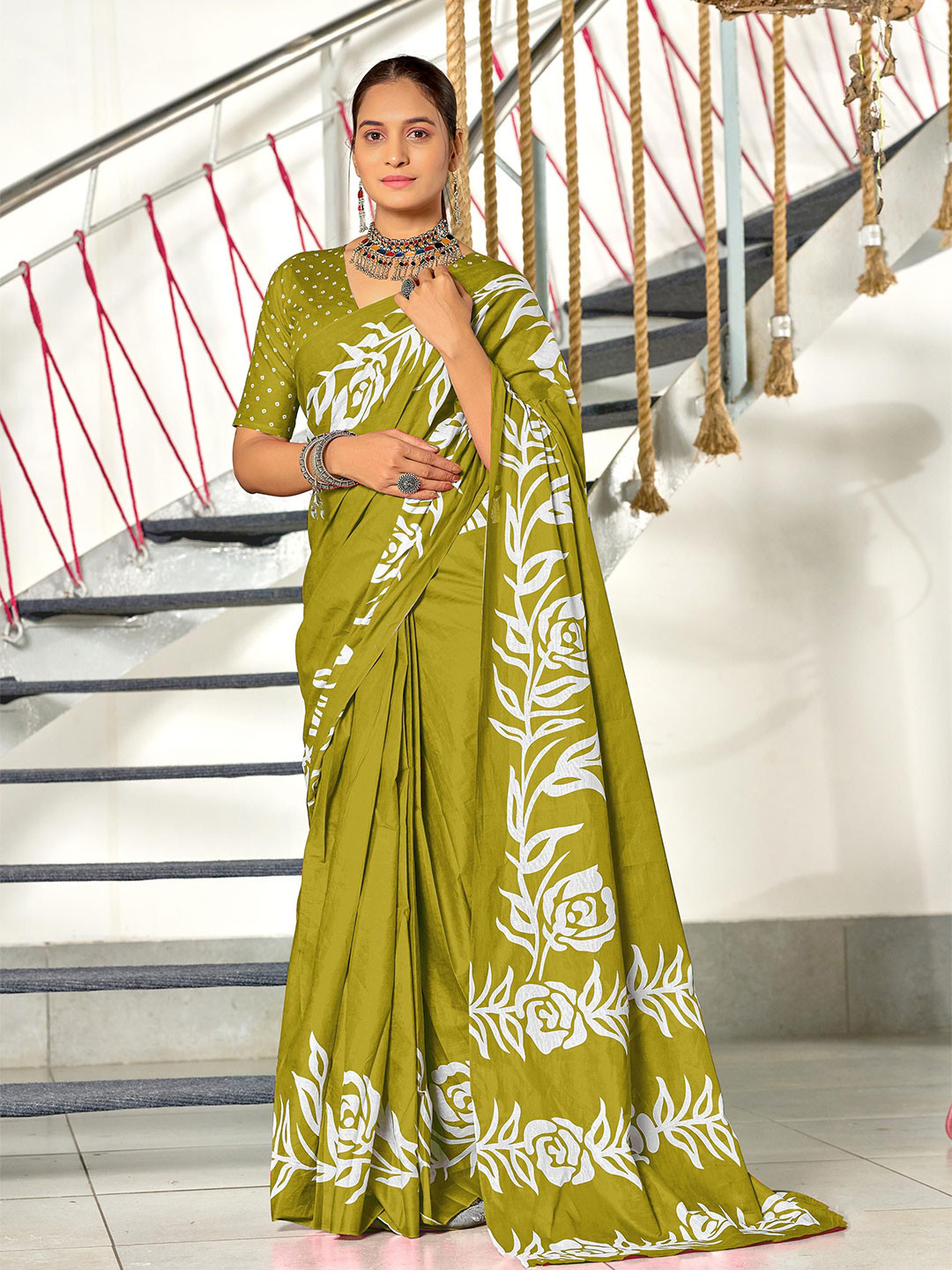 KALINI Floral Printed Border Block Print Saree With Blouse Piece