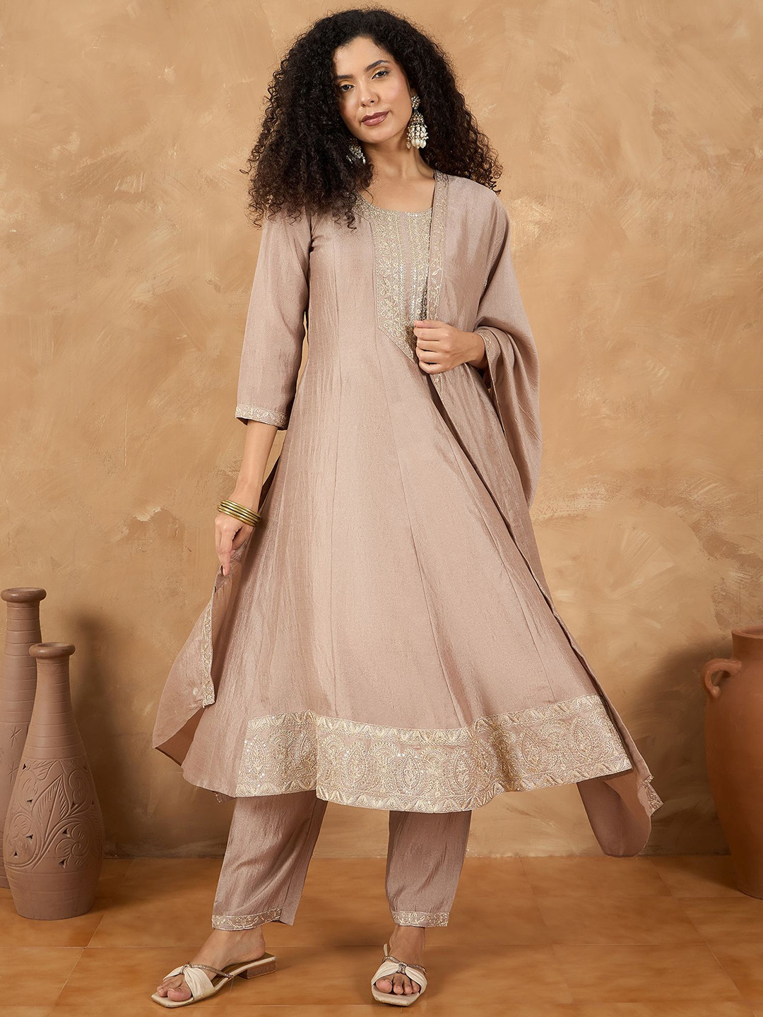 Varanga Women Ethnic Motifs Printed Anarkali Kurta with Pyjama & Dupatta