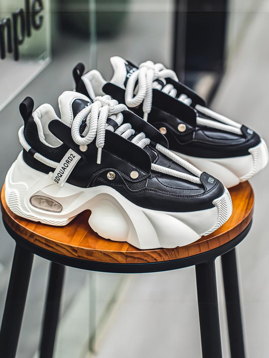 Fition Men Black Sneakers