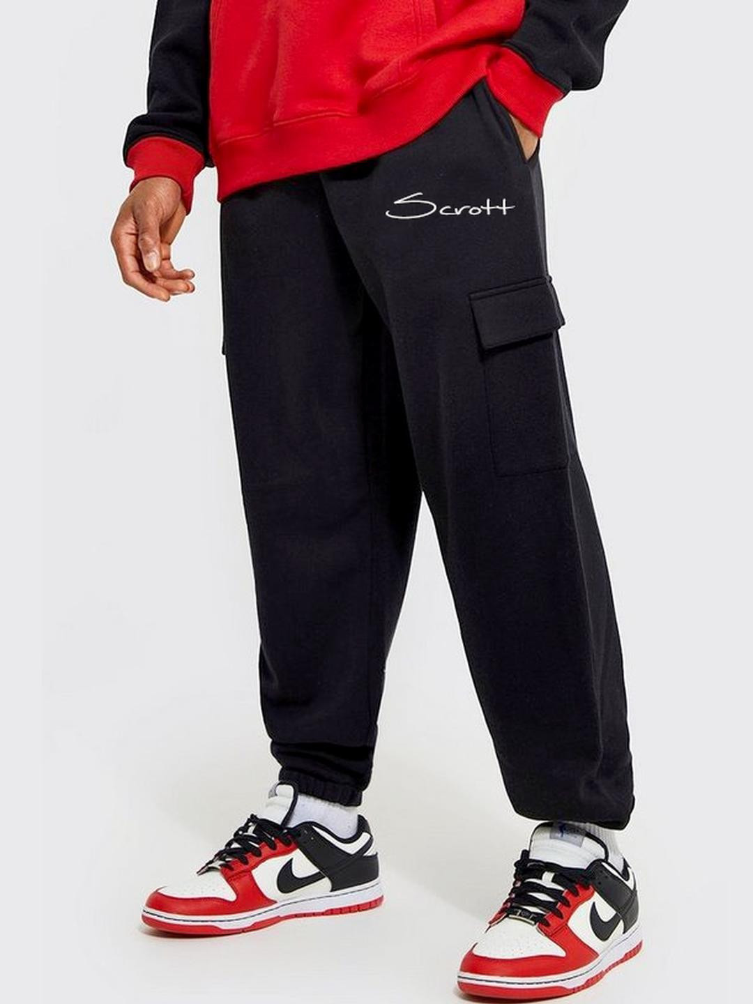 CHOW CHOW Men Black Relaxed Straight Leg Cargos Trousers