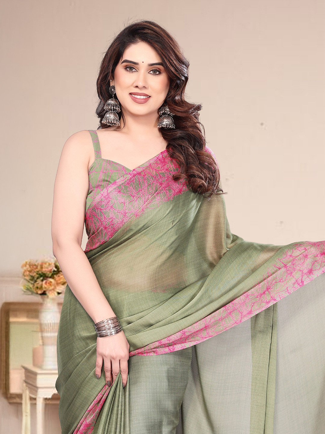 MAGNEITTA Solid Pure Chiffon Saree with Printed Border