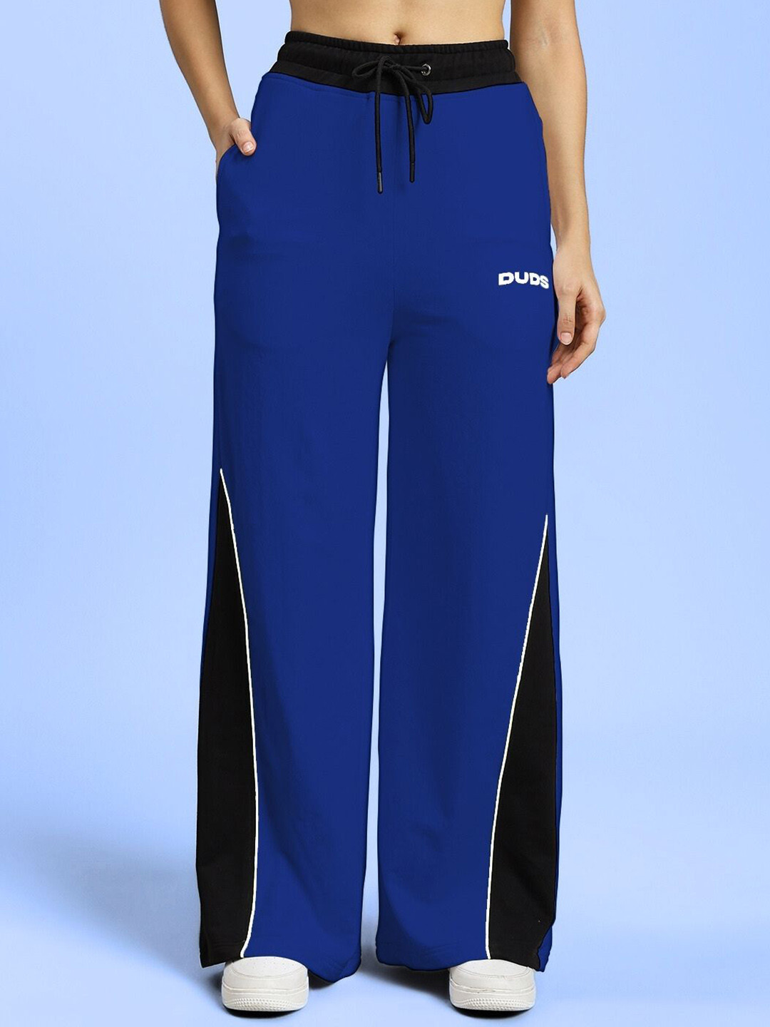 WEARDUDS Women Wide Ankle Relaxed-Fit Mid-Rise Track Pant