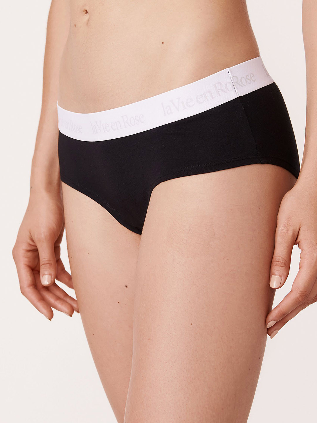 La Vie en Rose Mid-Rise Hipster Briefs 467-213-0-00-00001-XS