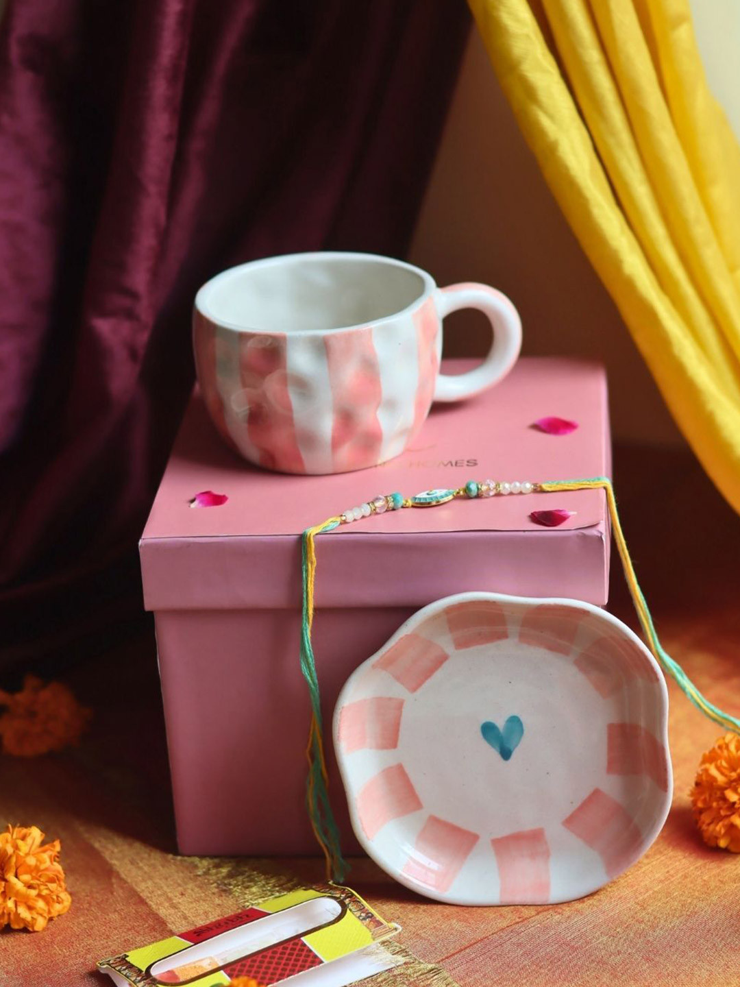 WEAVING HOMES Beaded Thread Rakhi With Mug & Dessert Plate