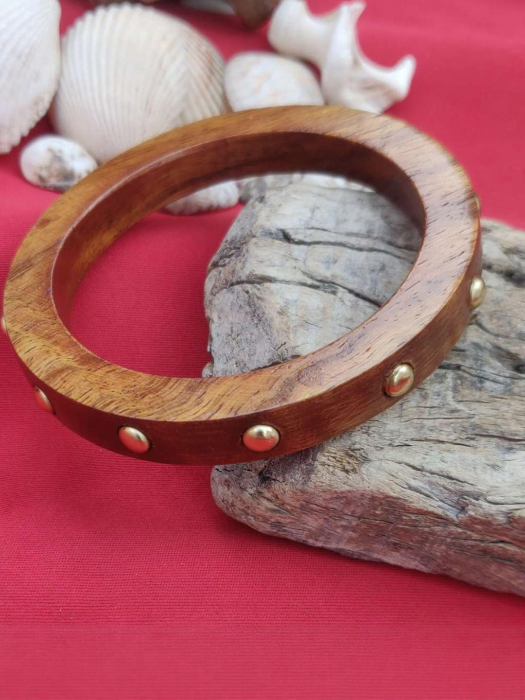 Hitarh Women Wood Bangle-Style Bracelet