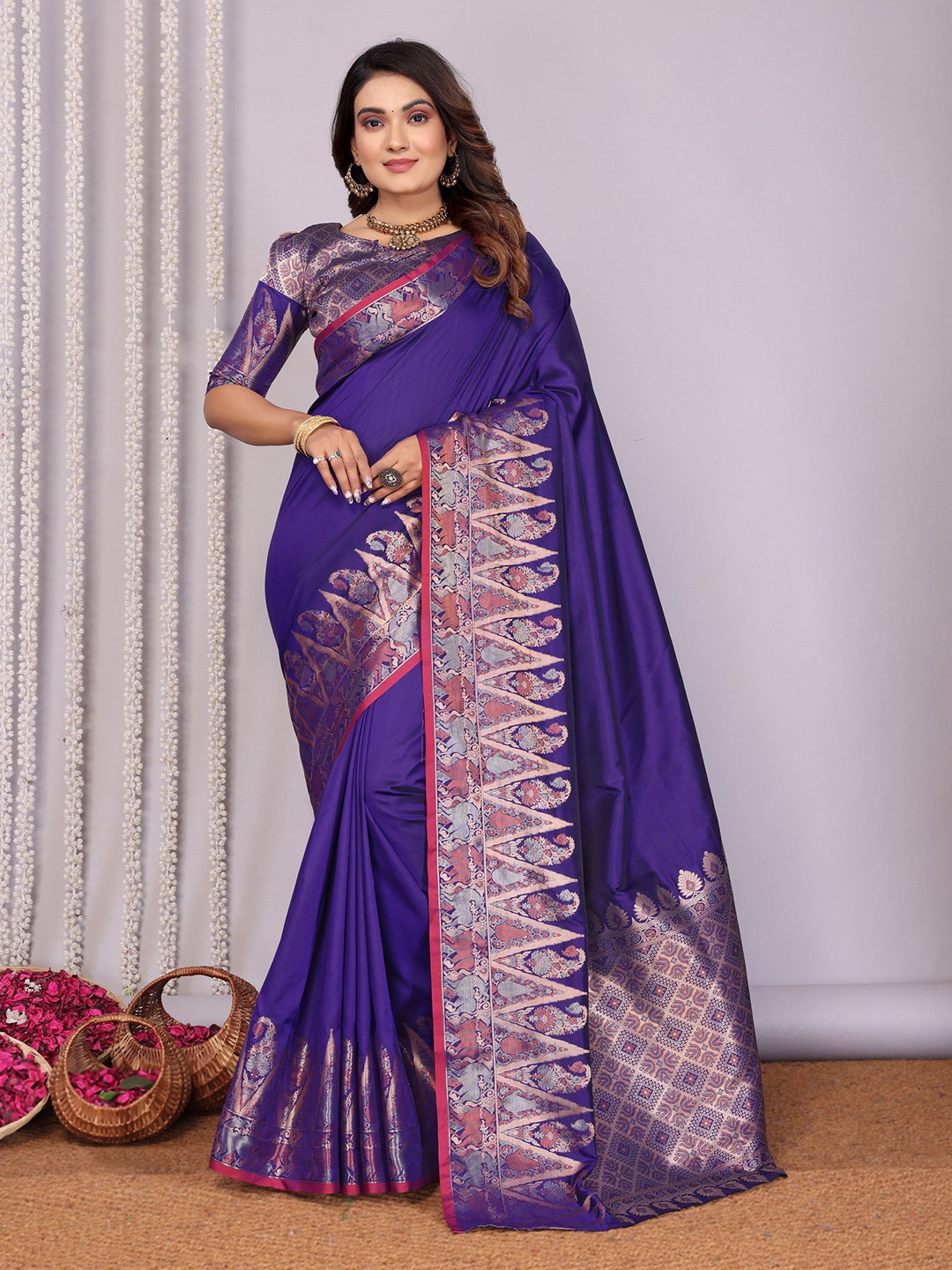 KALINI Woven Design Zari Designer Saree With Designer Blouse Piece