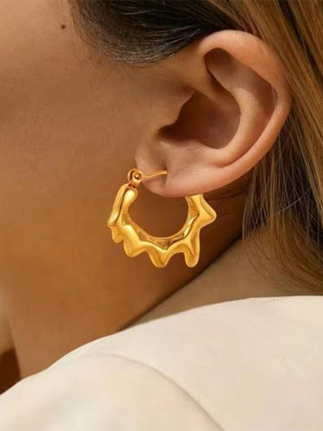 THEPANDASTOREE Coral Reef 18K Gold Plated Geometric Anti-Tarnish Hoop Earrings