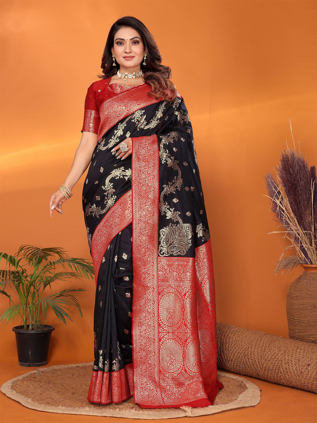 KALINI Woven Design Zari Banarasi Saree With Contrast Blouse Piece