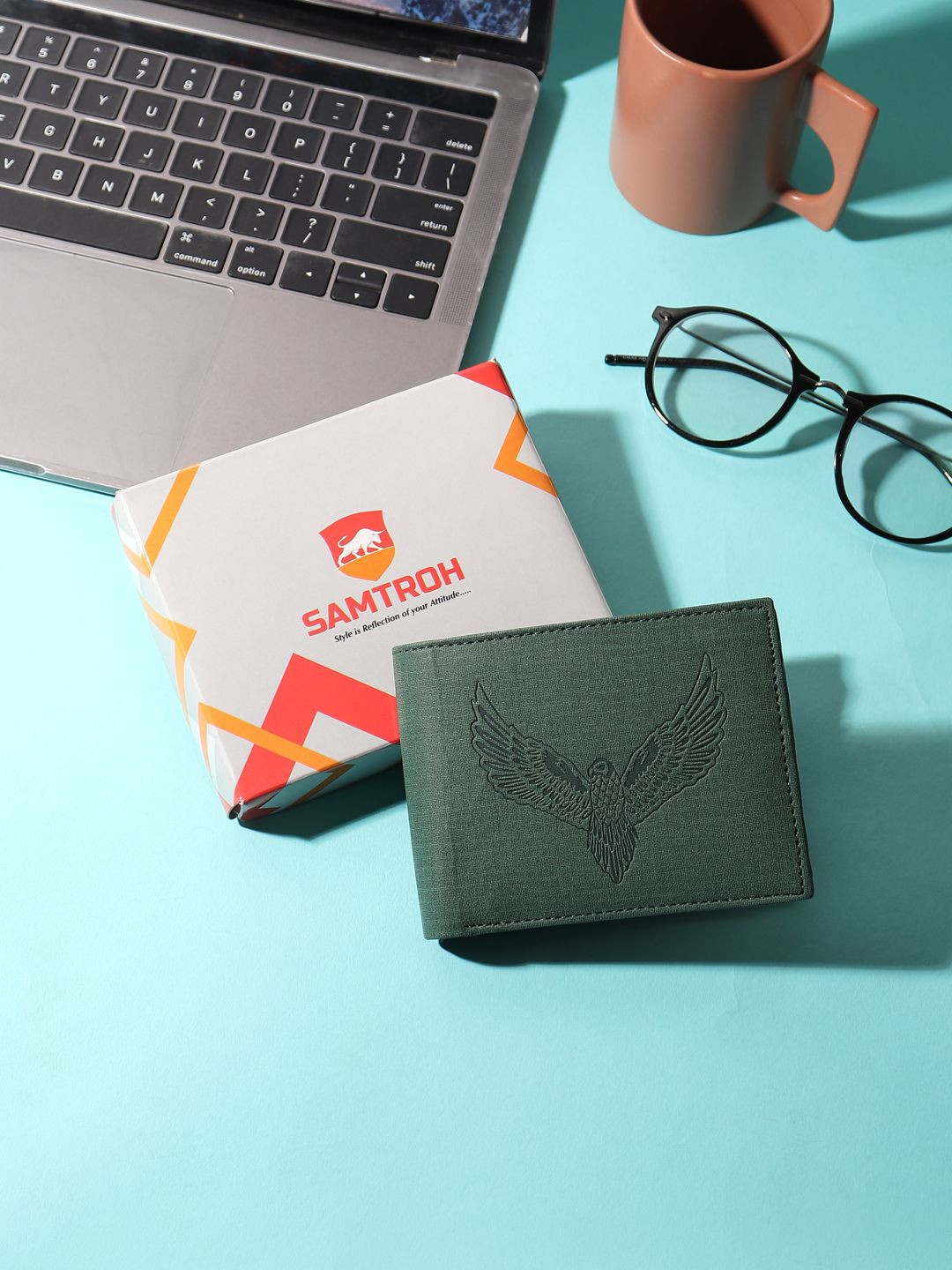 SAMTROH Men Vintage Printed Zip Detail Two Fold Wallet