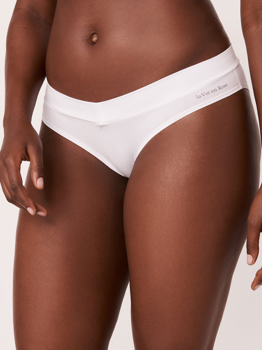 La Vie en Rose Low-Rise Bikini Briefs 564-212-0-00-10000-XS