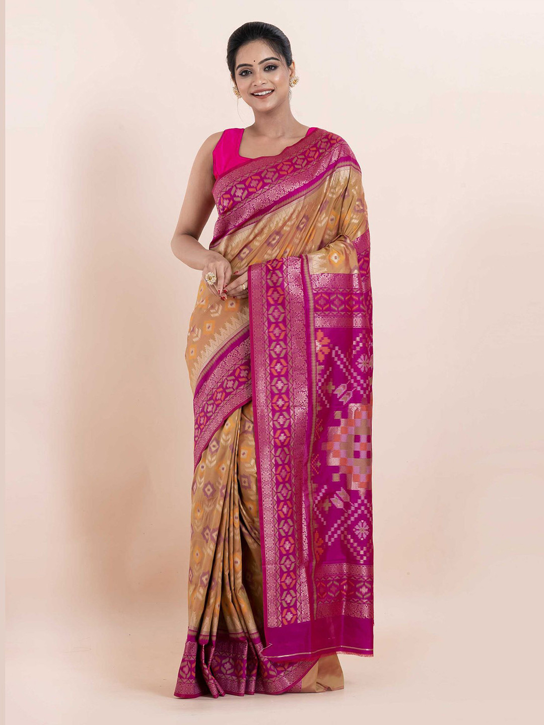 HERE&NOW X Kavvya Printed Woven Design Zari Banarasi Saree