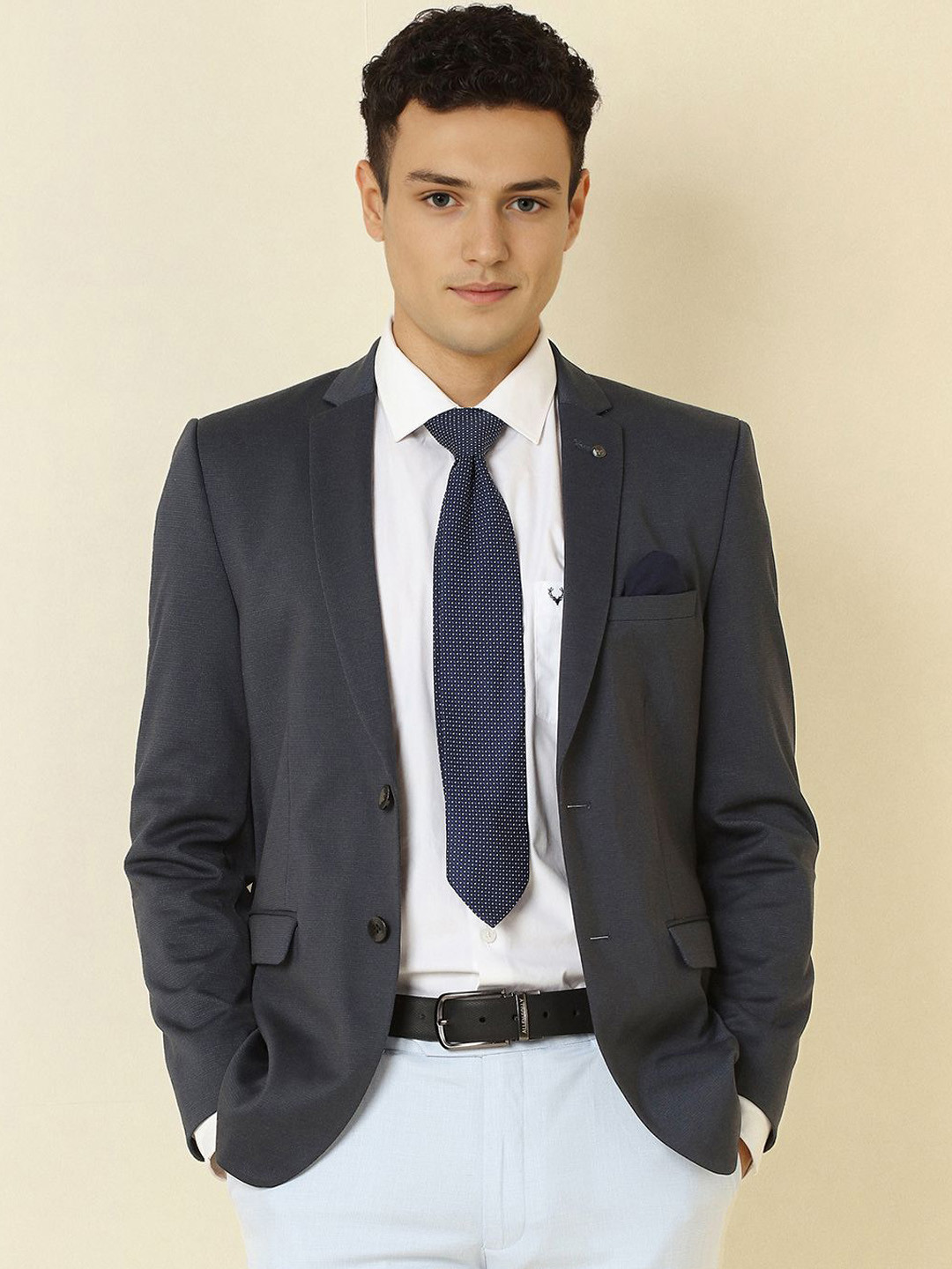 Allen Solly Super Slim-Fit Single Breasted Formal Blazer