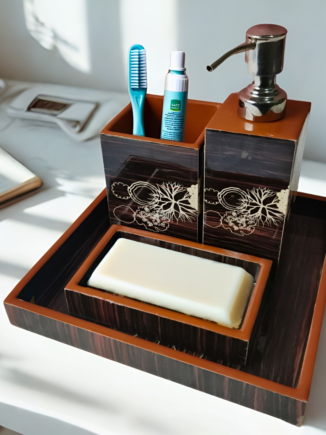 THE HOME CO. Black & Brown 4 Pieces Abstract Wooden Matte Bath Accessories Sets