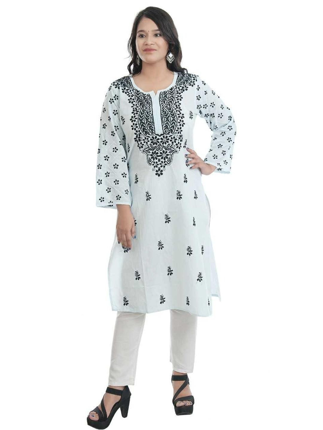 THREAD FIESTA Women Blue & Black Chikankari Kurta