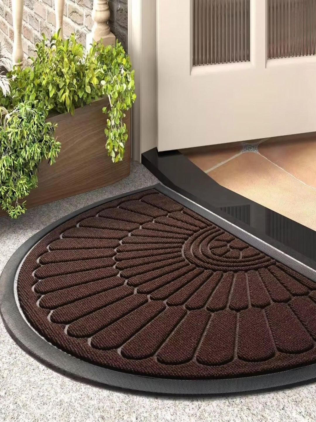 AaHo Decor Brown Semi-Circle Self-Designed Anti-Skid Doormat