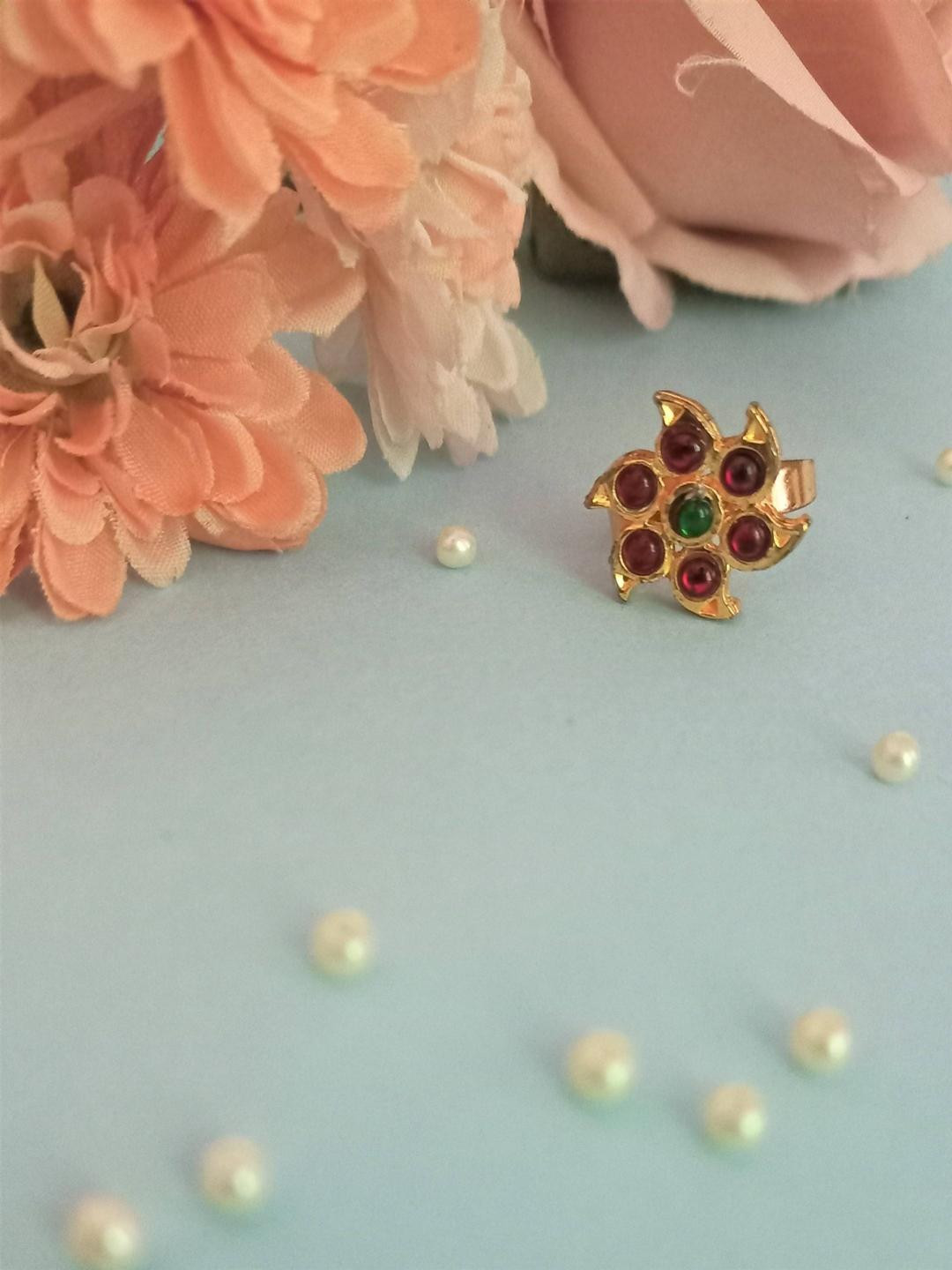 RNG Brass Gold-Plated Finger Ring