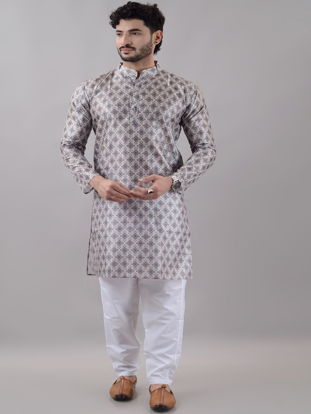 VILLAIN Men Printed Grey Cotton Blend Kurta Pyjama Set