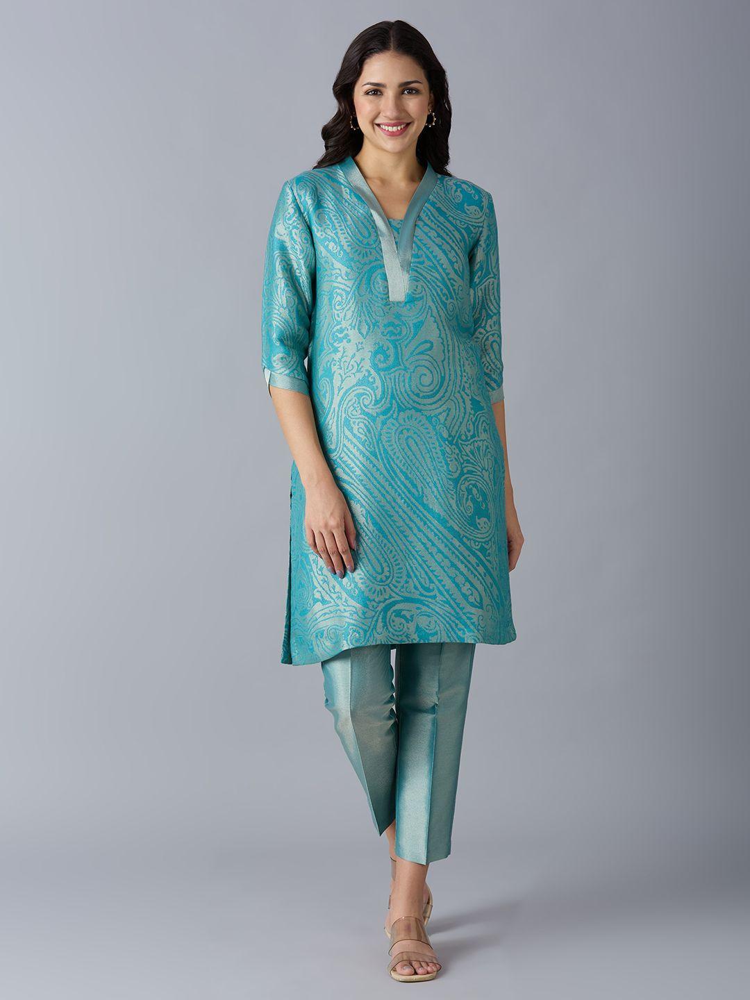 Cloth Haus India Women Woven Design Daily Straight Kurta
