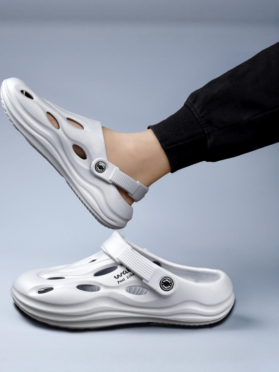 PROUZ Men Grey Clogs