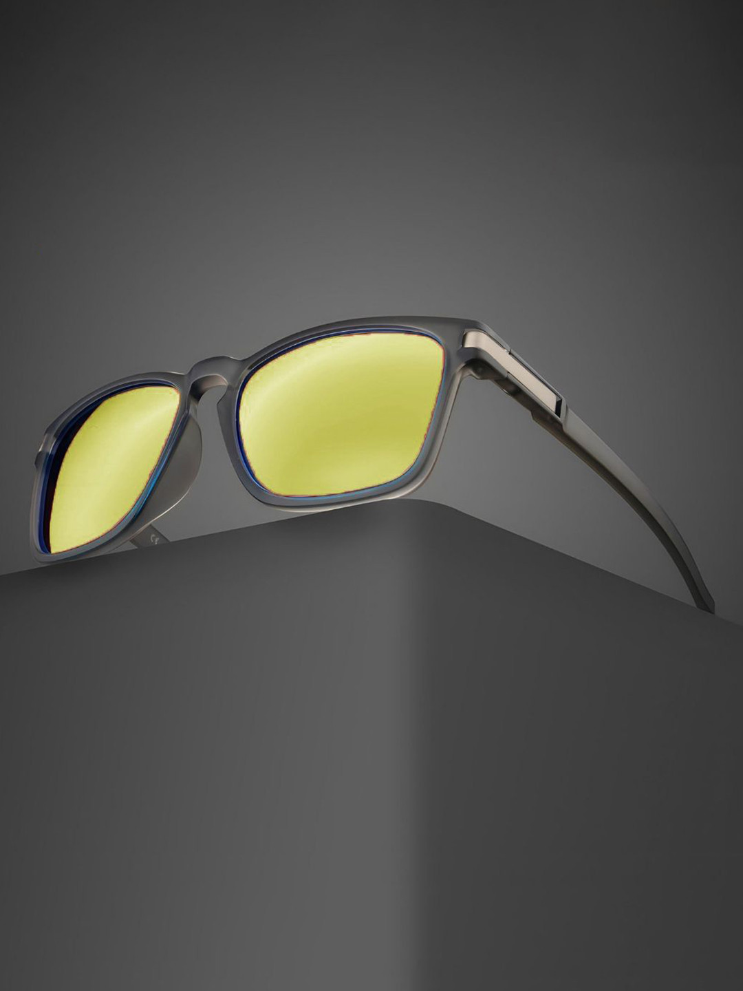 AFERELLE Unisex Yellow Square Polarized Sunglasses