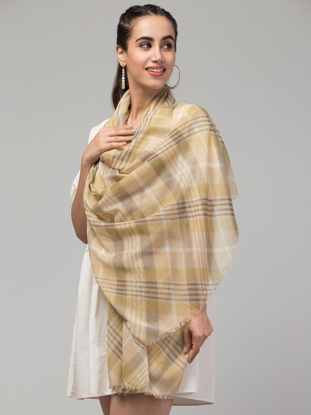 J Style Women Checked Fringed Border Stole