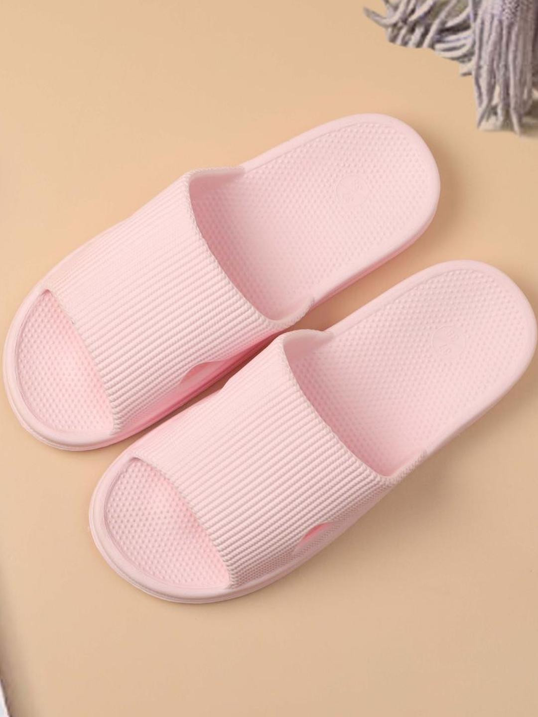 DRUNKEN Women Pink Solid Self Design Sliders