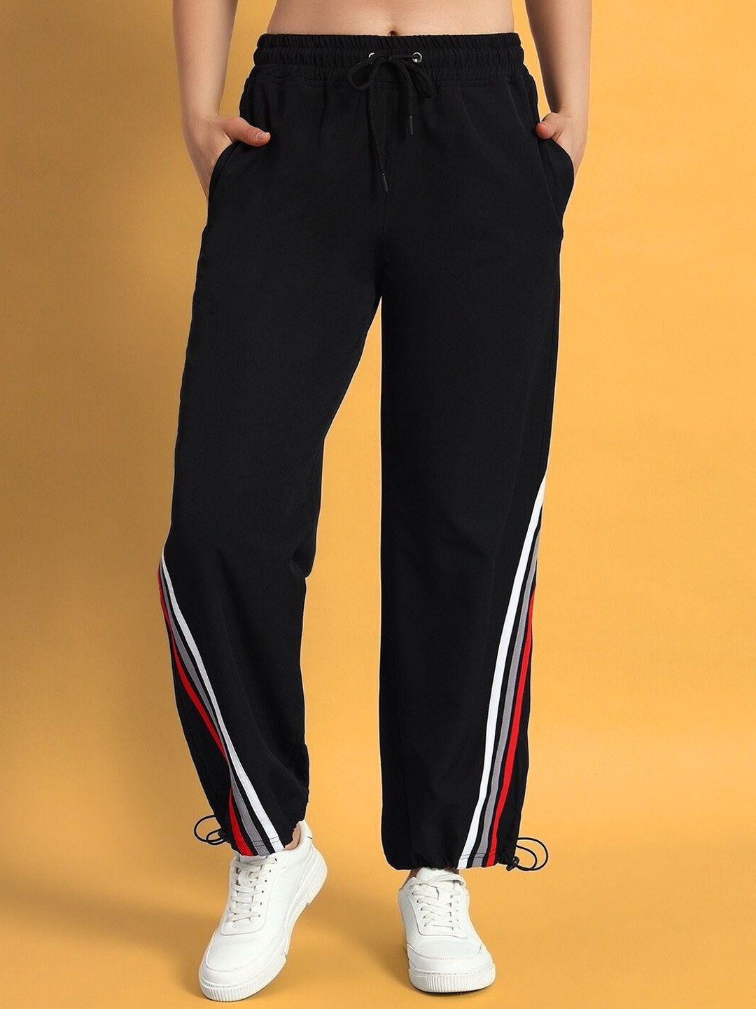 WEARDUDS Women Side Striped Details Relaxed-Fit Mid-Rise Joggers