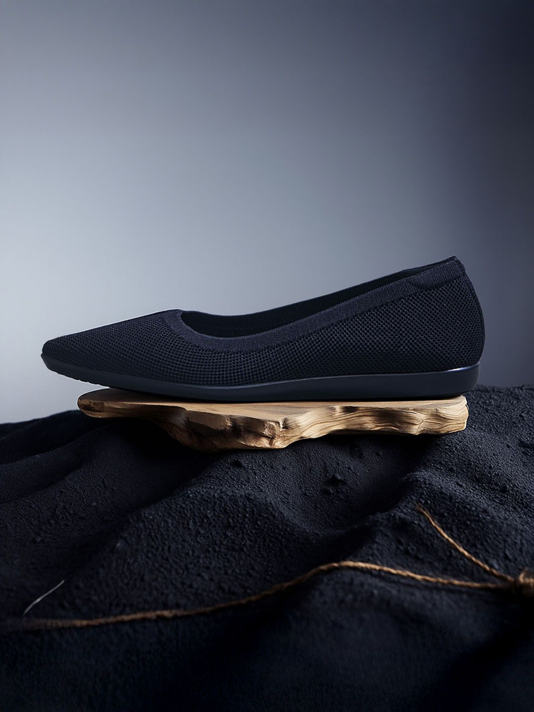 NEEMANS Women Point Ballet Flats