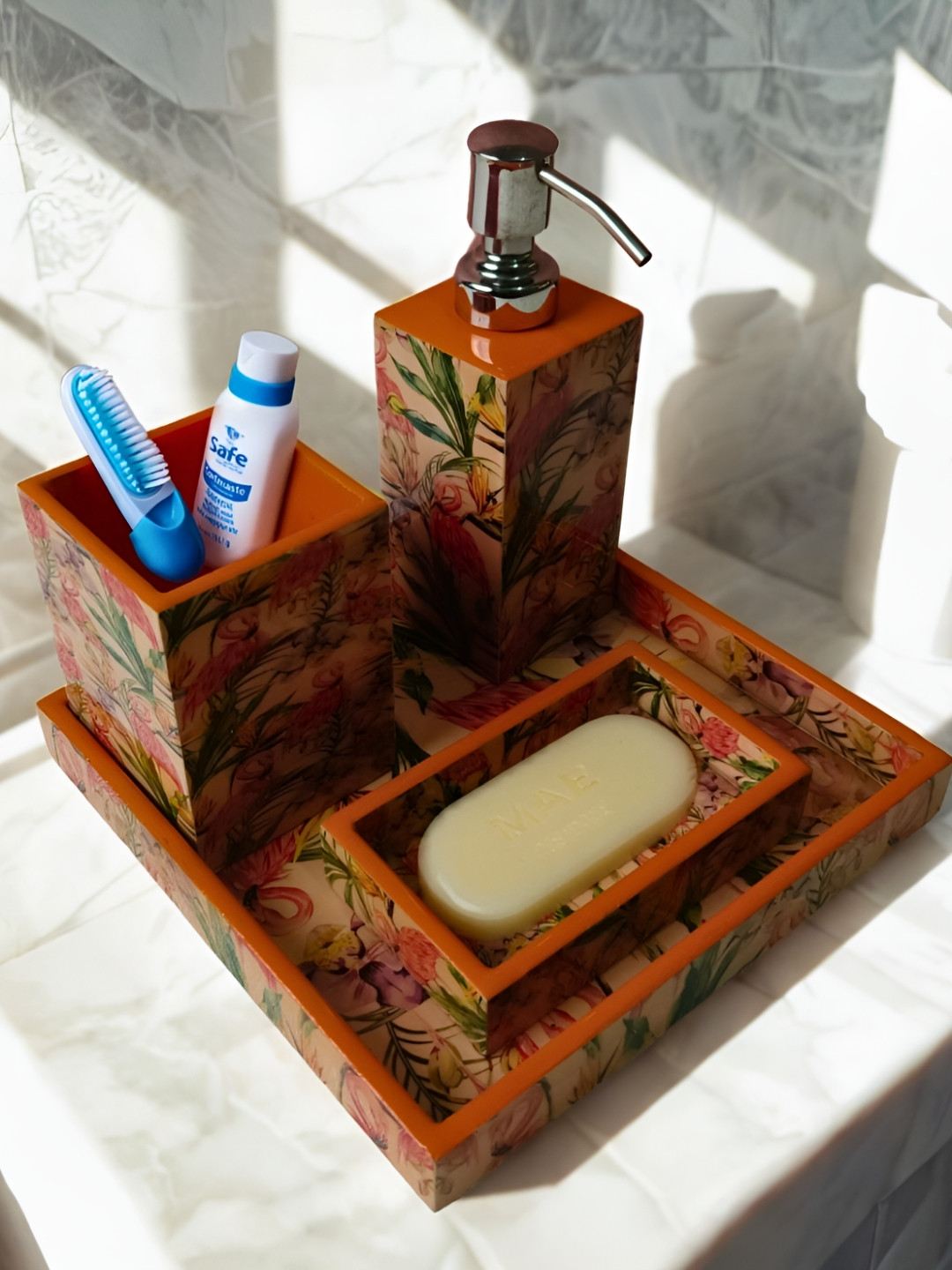 THE HOME CO. Brown & Green 4 Pieces Floral Wooden Matte Bath Accessories Sets