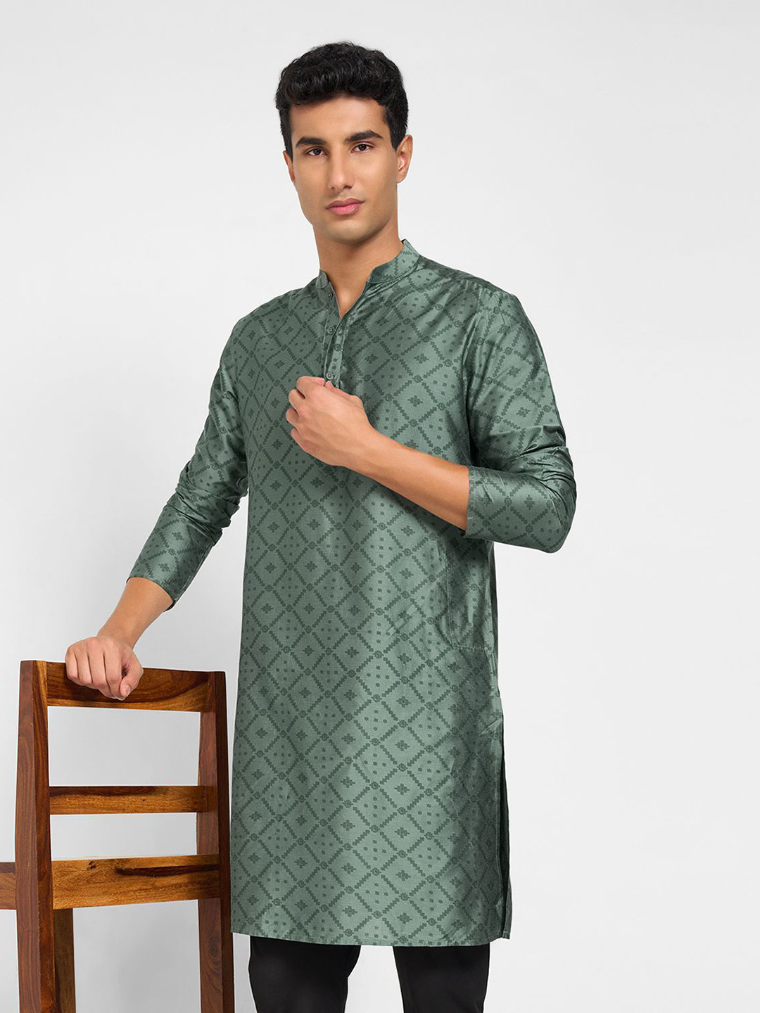 indus route by Pantaloons Men Geometric Printed Festive Straight Kurta