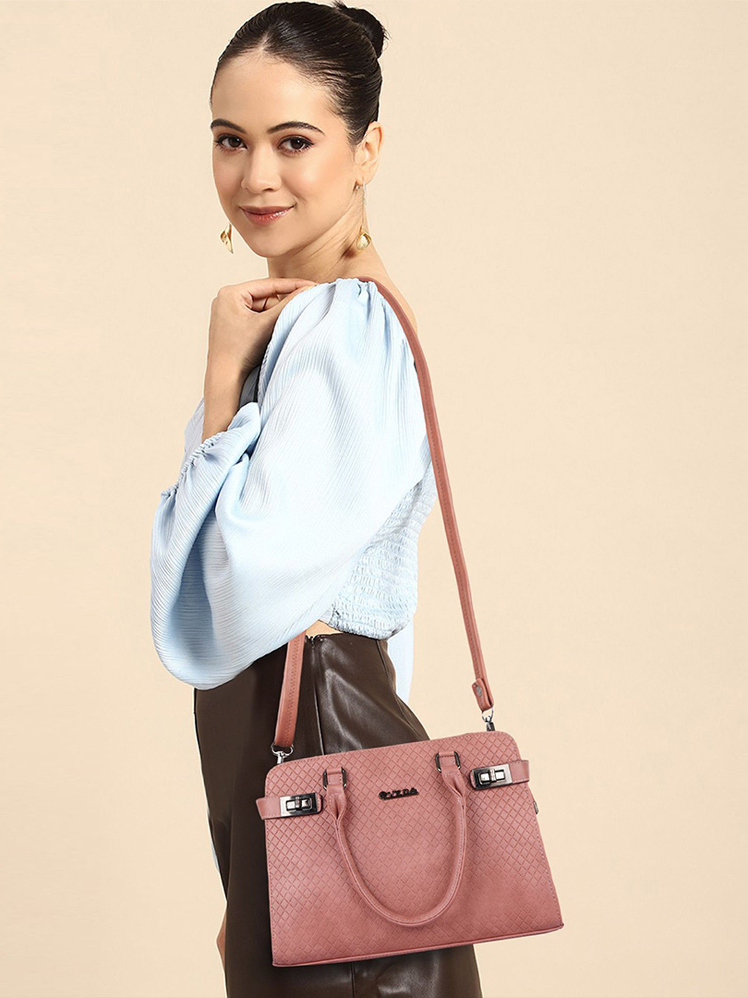 EVEDA Textured Handbag With Detachable Sling Strap