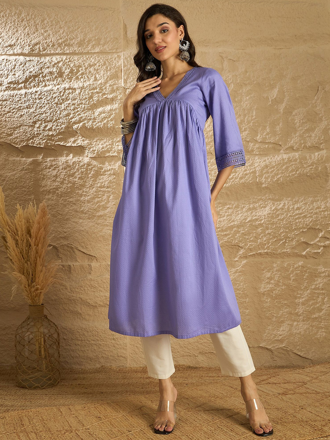 House of Pataudi Women V Neck Pure Cotton Empired Cotton Kurta