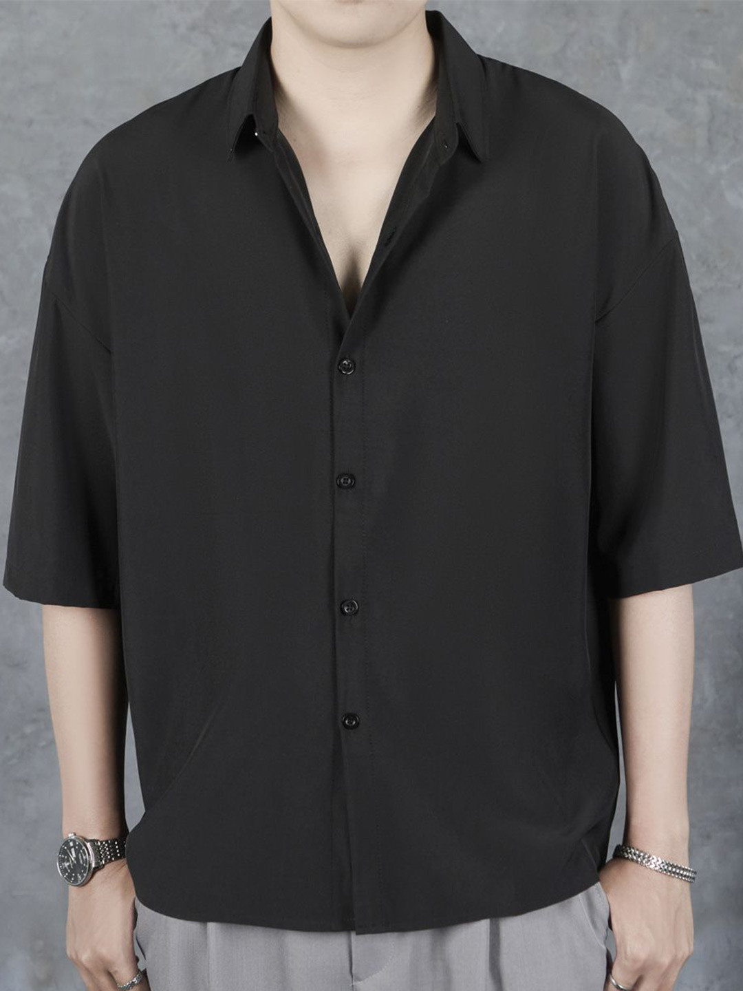 StyleCast x Revolte Cutaway Collar Short Sleeve Formal Shirt