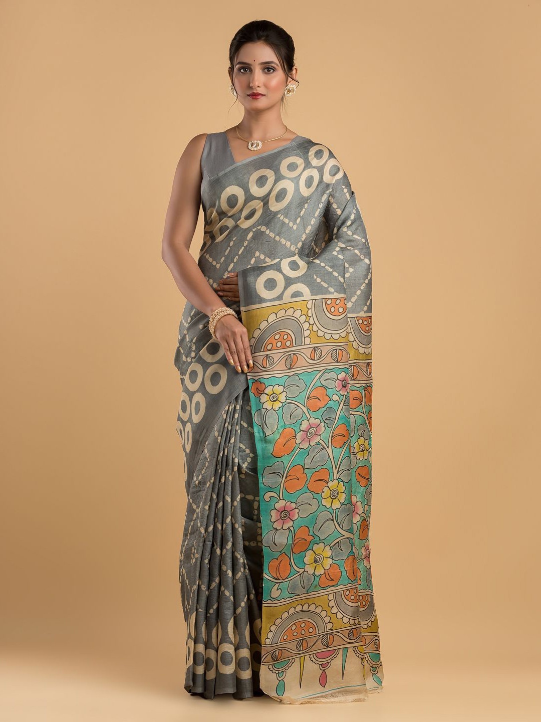 Silk Petalss Foral Printed Tussar Saree