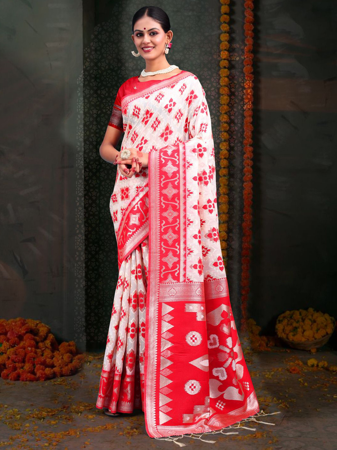 Astita Woven Design Zari Temple Motif Border Saree