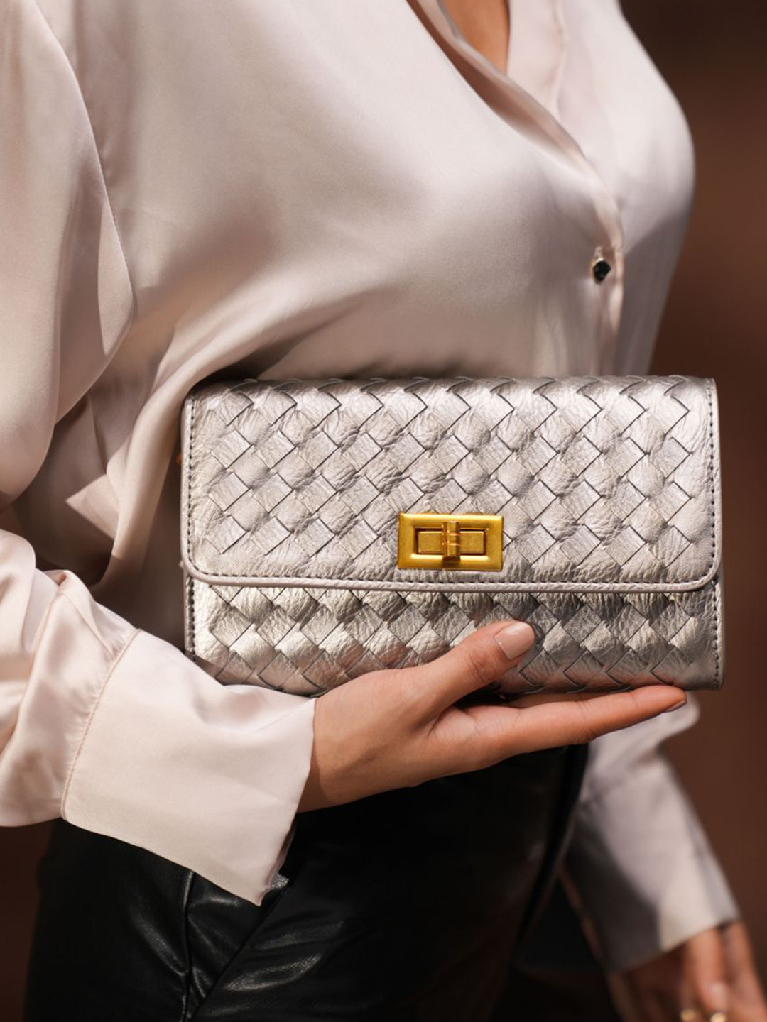 Inc 5 Textured Envelope Clutch